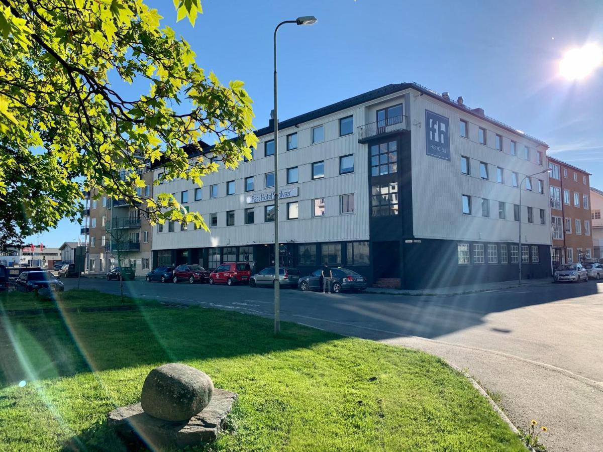 Fast Hotel Svolvaer Bagian luar foto