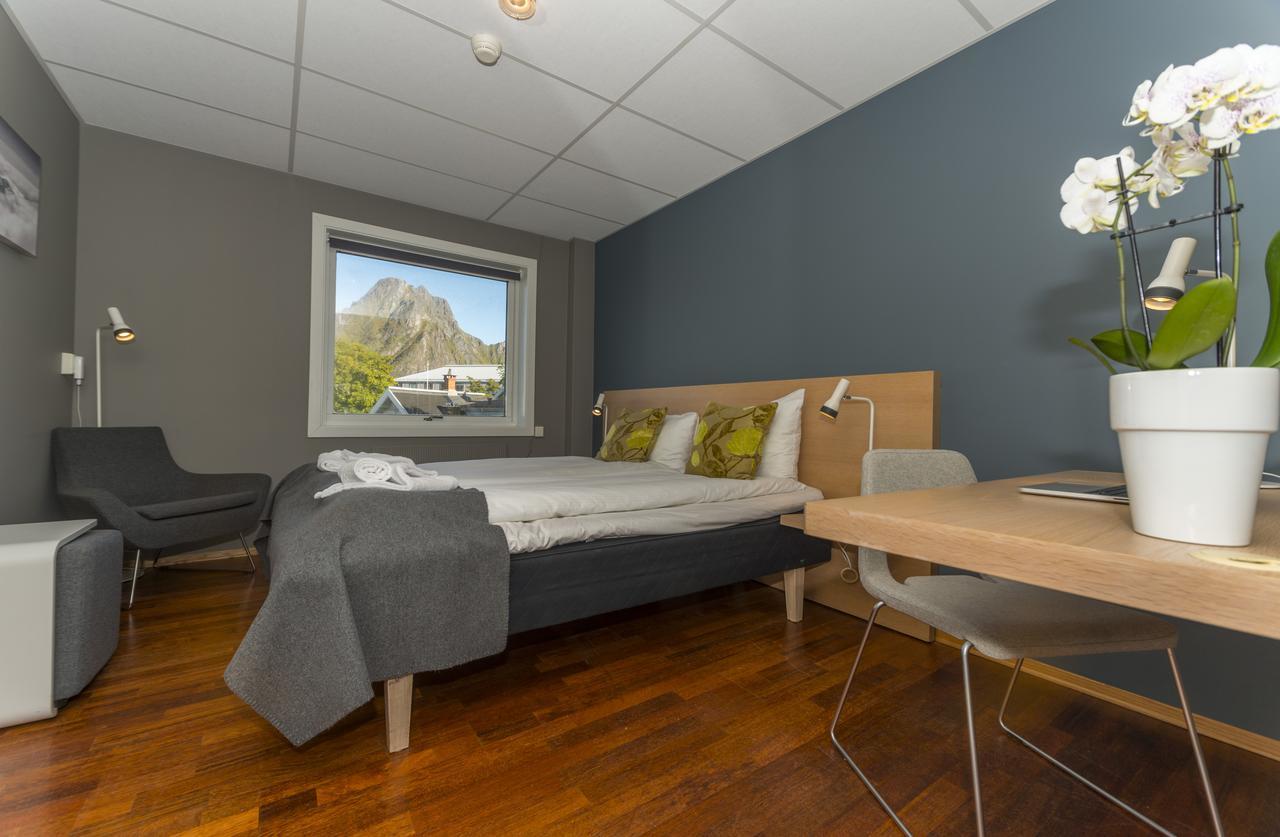 Fast Hotel Svolvaer Bagian luar foto